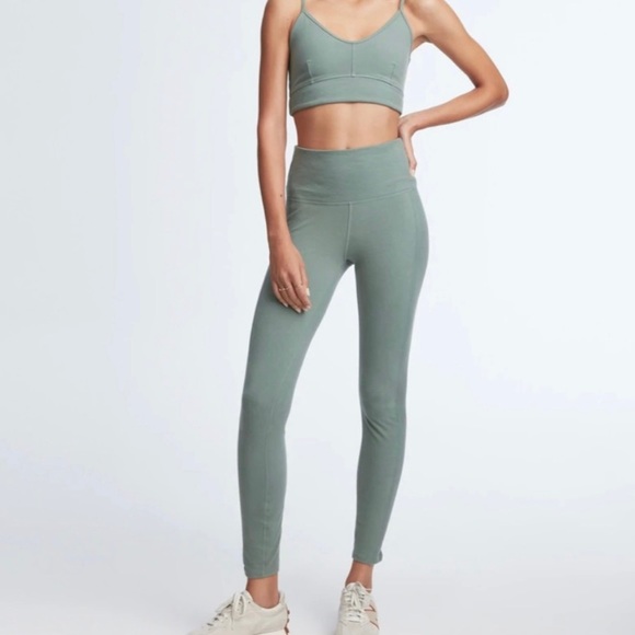 Sincerely Jules for Bandier Set in:Fatigue Green Meadow Leggings + Meadow Bra xl - Picture 2 of 6